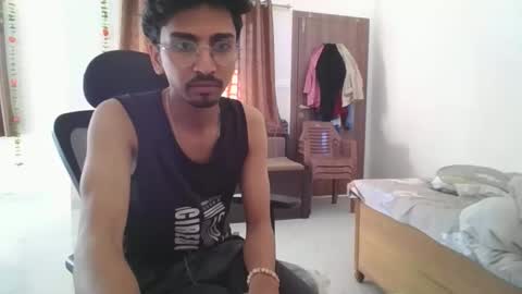 Snapshot of maskboyz2003 chatting on February 13, 4:22 am maskboyz2003 online show from February 13, 4:22 am