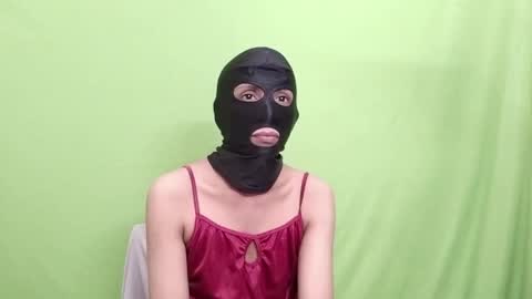 Snapshot of masked_bdsmcb chatting on January 9, 7:22 am masked BDSM online show from January 9, 7:22 am