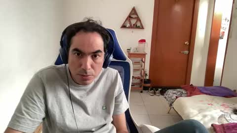 Snapshot of masked_latin_noir chatting on March 27, 10:20 pm Masked Latin Noir online show from March 27, 10:20 pm
