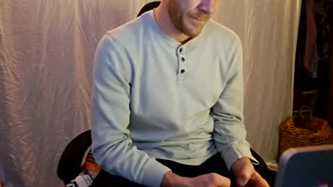 maskedyogaman online show from January 7, 2:03 am