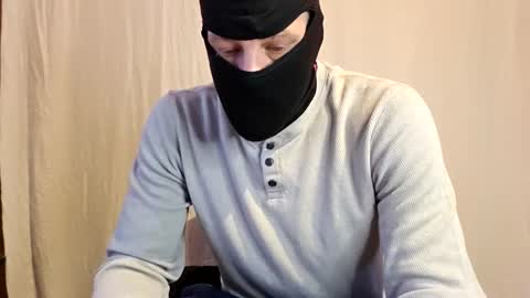 maskedyogaman online show from February 8, 10:35 pm