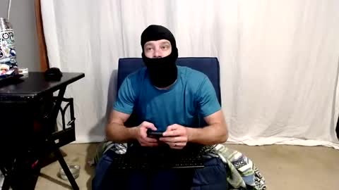 maskedyogaman online show from April 27, 2:09 am