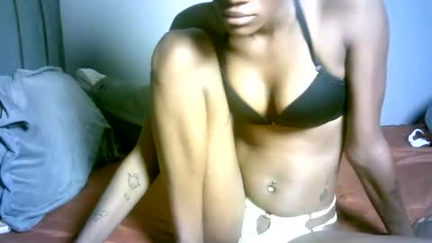 maskgang001 online show from July 20, 6:06 am