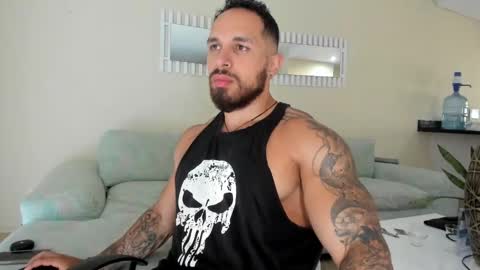 Snapshot of mason_fit chatting on December 4, 9:13 pm Mason Andre online show from December 4, 9:13 pm