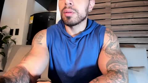 Snapshot of mason_fit chatting on February 26, 3:42 am Mason Andre online show from February 26, 3:42 am