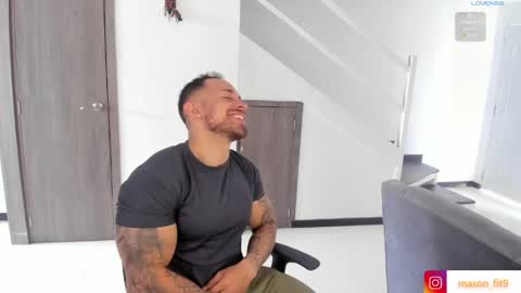 Snapshot of mason_fit chatting on June 2, 3:58 pm Mason Andre online show from June 2, 3:58 pm