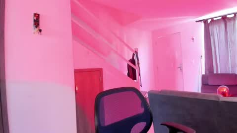 Mason Andre online show from July 14, 1:39 pm