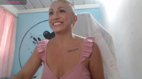 massiel ferreti online show from November 11, 10:32 pm