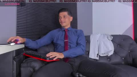 I am Massimo online show from April 24, 12:24 am