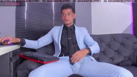 I am Massimo online show from April 27, 1:42 pm