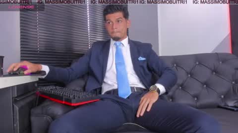 I am Massimo online show from June 16, 12:19 pm