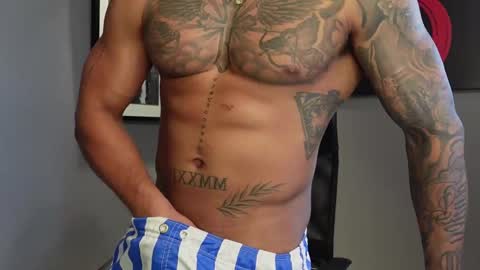 Snapshot of massimo_rizzo_ chatting on November 25, 9:26 pm Massimo online show from November 25, 9:26 pm