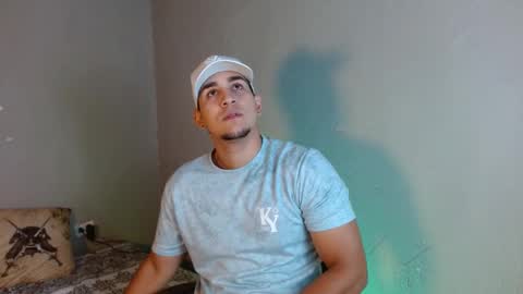 massimo_vidal online show from November 7, 4:01 am