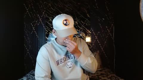 massimo_vidal online show from February 6, 12:52 pm