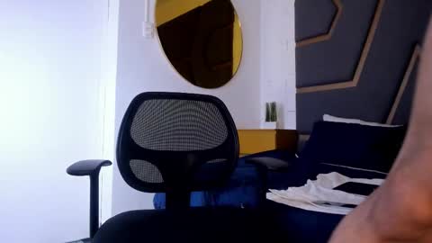 Massimo online show from November 21, 4:00 am