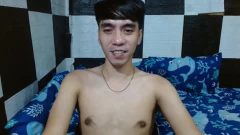 Snapshot of massive_boner02 chatting on December 1, 7:24 am massive_boner02 online show from December 1, 7:24 am