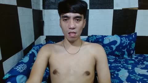 Snapshot of massive_boner02 chatting on December 13, 7:53 pm massive_boner02 online show from December 13, 7:53 pm