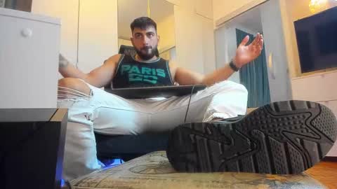 Snapshot of master9four chatting on October 19, 8:09 pm Matthew online show from October 19, 8:09 pm