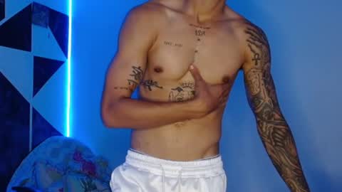 master_black777 online show from October 20, 8:09 pm