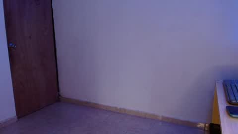 master_black777 online show from April 29, 10:27 pm