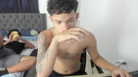 master_boy28 online show from October 20, 9:37 pm