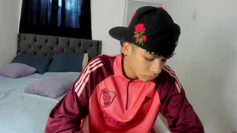 master_boy28 online show from February 19, 7:21 pm