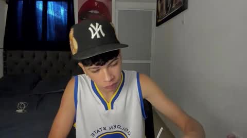 master_boy28 online show from March 13, 7:42 pm