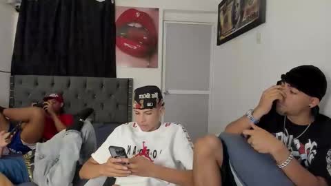 master_boy28 online show from March 16, 5:44 am