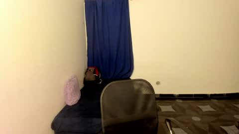 Snapshot of master_boy28 chatting on July 24, 3:37 am master_boy28 online show from July 24, 3:37 am