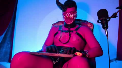 Master connor online show from May 30, 11:46 pm