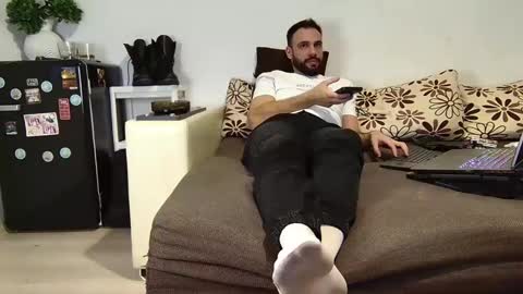 Snapshot of master_roberto333 chatting on December 2, 11:29 pm SIR online show from December 2, 11:29 pm