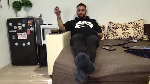 Snapshot of master_roberto333 chatting on December 7, 10:17 pm SIR online show from December 7, 10:17 pm