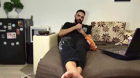 Snapshot of master_roberto333 chatting on December 23, 11:49 pm SIR online show from December 23, 11:49 pm