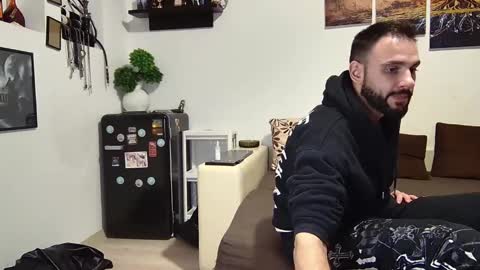 Snapshot of master_roberto333 chatting on January 10, 6:17 pm SIR online show from January 10, 6:17 pm