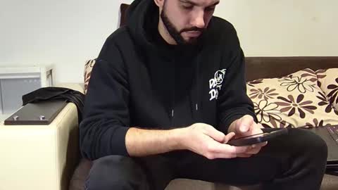 Snapshot of master_roberto333 chatting on January 13, 5:23 pm SIR online show from January 13, 5:23 pm