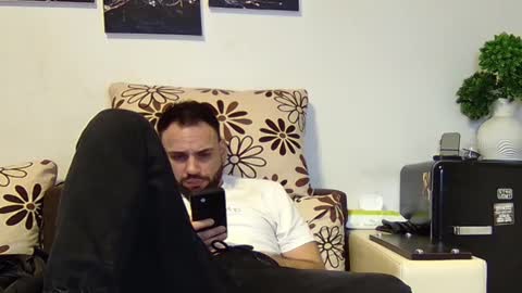 Snapshot of master_roberto333 chatting on February 15, 9:15 pm SIR online show from February 15, 9:15 pm