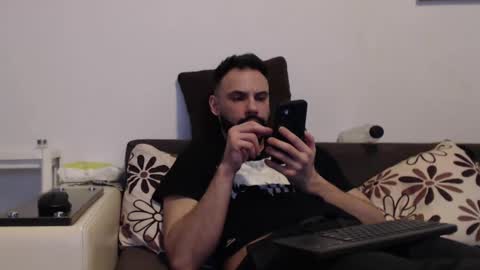 Snapshot of master_roberto333 chatting on March 1, 12:39 am SIR online show from March 1, 12:39 am