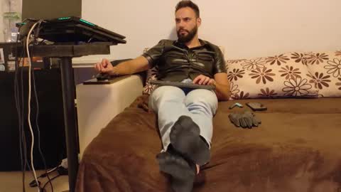 Snapshot of master_roberto333 chatting on October 30, 7:14 pm SIR online show from October 30, 7:14 pm