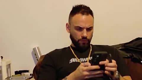 Snapshot of master_roberto333 chatting on February 19, 8:38 pm SIR online show from February 19, 8:38 pm