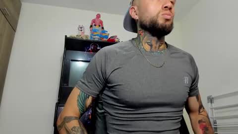 Snapshot of master_steven_01 chatting on March 14, 12:06 am steven online show from March 14, 12:06 am