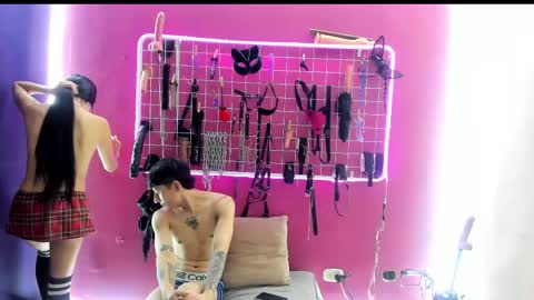 Axel And Melany online show from April 27, 12:36 pm