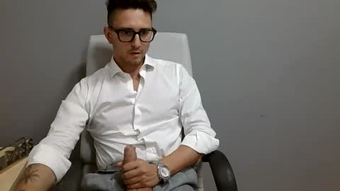 Snapshot of masterboss_fl chatting on July 23, 11:41 am Master Boss online show from July 23, 11:41 am