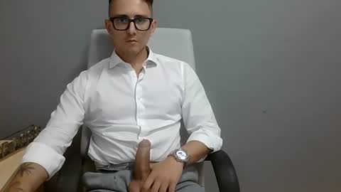 Snapshot of masterboss_fl chatting on July 31, 11:31 am Master Boss online show from July 31, 11:31 am