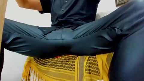 mastercumxxx online show from April 25, 6:27 am