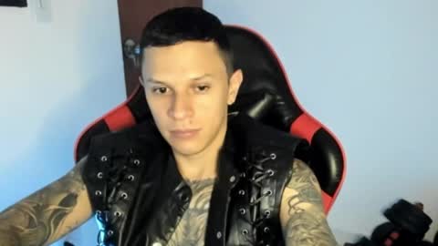 Snapshot of masterdave7 chatting on June 3, 8:14 pm Dave online show from June 3, 8:14 pm