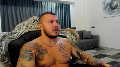 Snapshot of masterdevil11 chatting on October 17, 7:27 pm Jocker online show from October 17, 7:27 pm