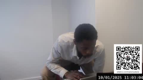 Snapshot of masterdomfuck chatting on January 10, 2:02 pm Masterdomfuck online show from January 10, 2:02 pm