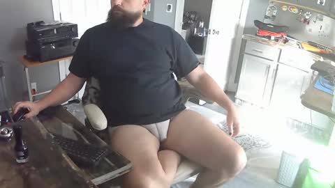 Snapshot of masterdurt chatting on February 5, 9:18 pm The Big Duurty online show from February 5, 9:18 pm