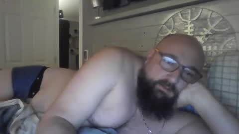 Snapshot of masterdurt chatting on February 22, 2:17 am The Big Duurty online show from February 22, 2:17 am