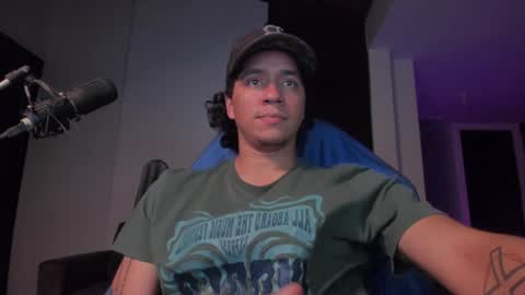 Juan Independent Model online show from December 3, 12:13 am